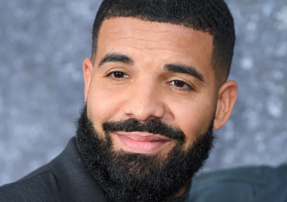 What is drakes net worth in 2025?